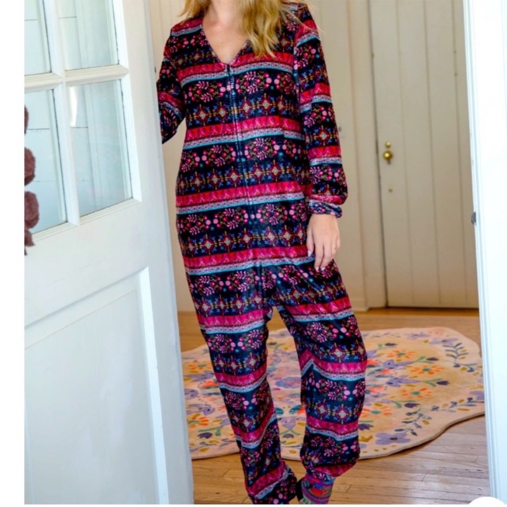 Natural Life Velour Fleece Lined Onesie Pajamas Jumpsuit XS/Small